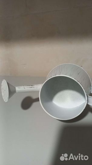 Кашпо в форме лейки