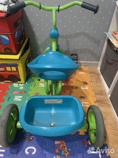 Детский трехколесный велосипед