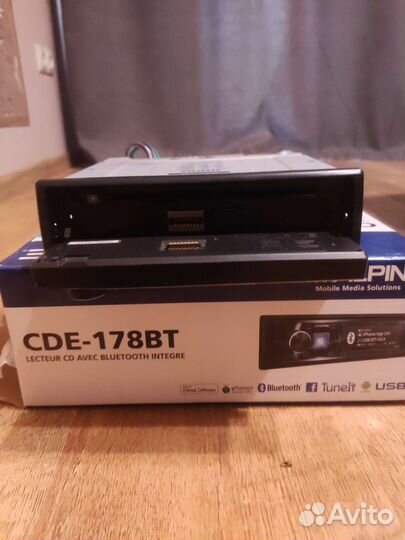 Комплект автозвука октавия а5 Alpine CDE-178BT