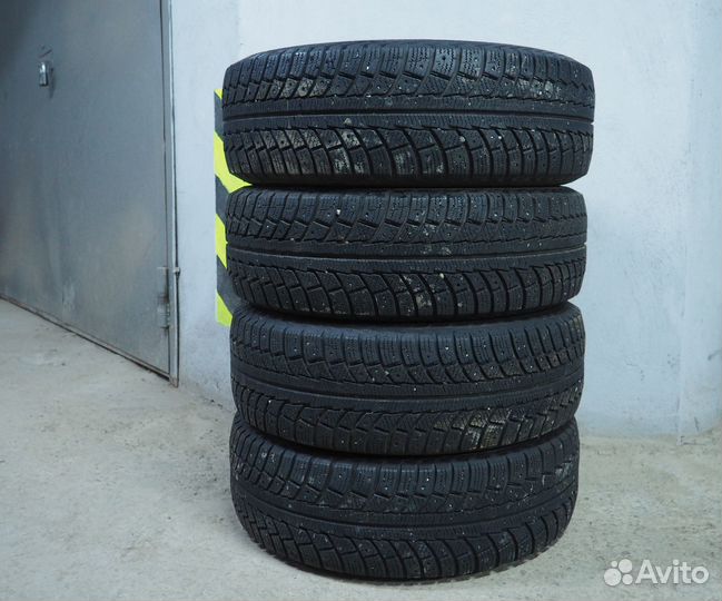 Gislaved Nord Frost 5 225/65 R17 102T