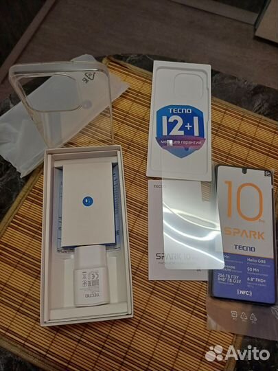 TECNO Spark 10 Pro, 8/256 ГБ