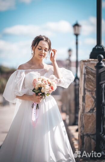 Свадебное платье