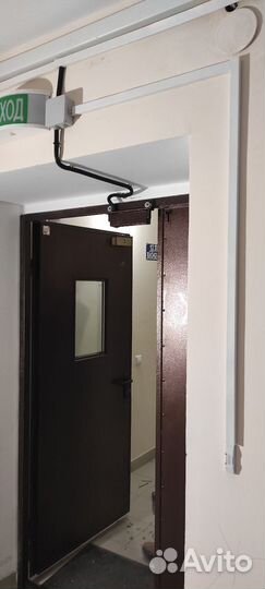 Установка электро-замков, видеонаблюдения, скуд