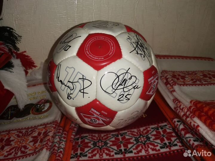 Раритеный футбольный мяч Спартак с автографами