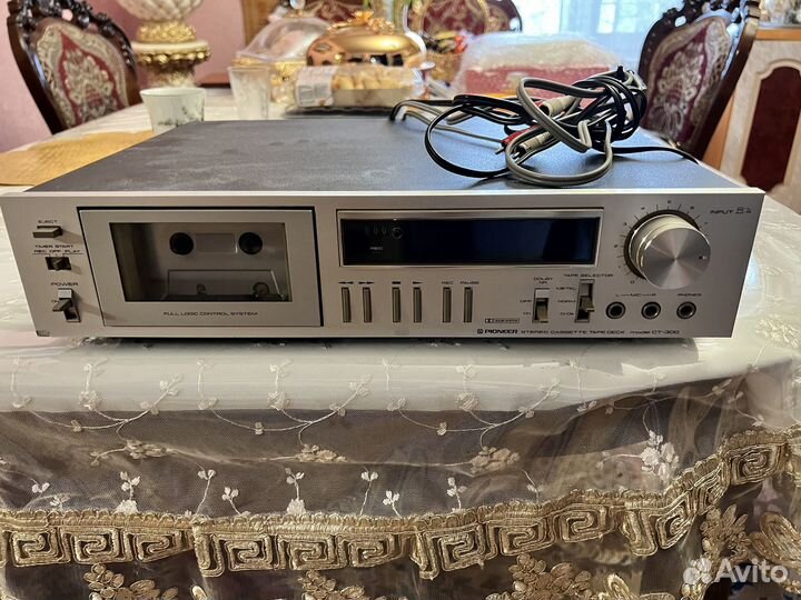 Музыкальный центр +колонки JVC