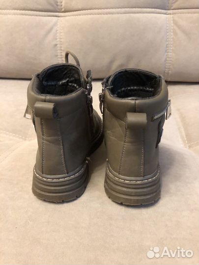 Ботинки демисезонные 32р