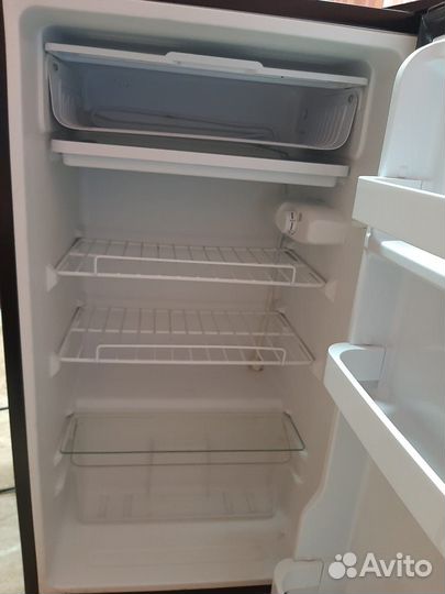 Холодильник маленький