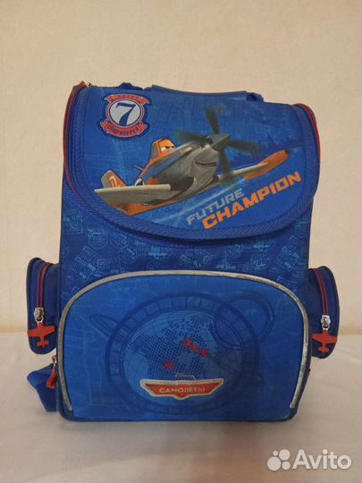 Школьный рюкзак