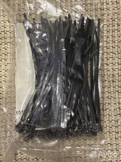 Стяжки кабельные нейлоновые черные 100х2.5мм Итали