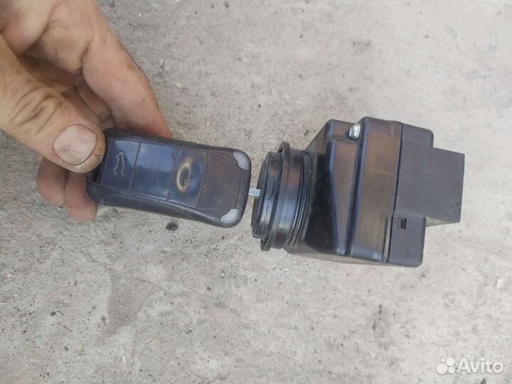 Замок зажигания Порше Кайен