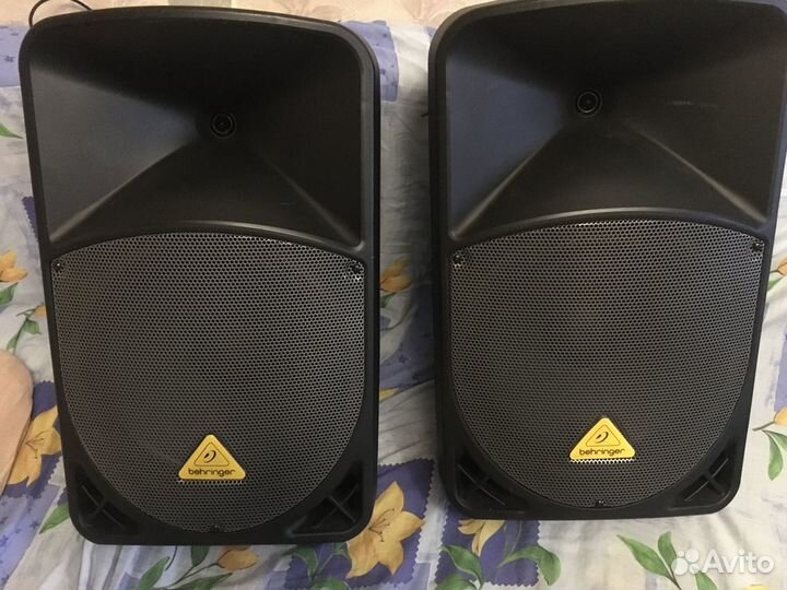 Активный комплект behringer