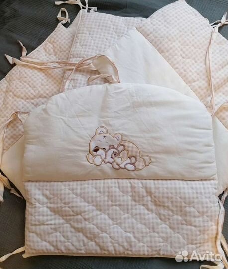 Бортики в кроватку