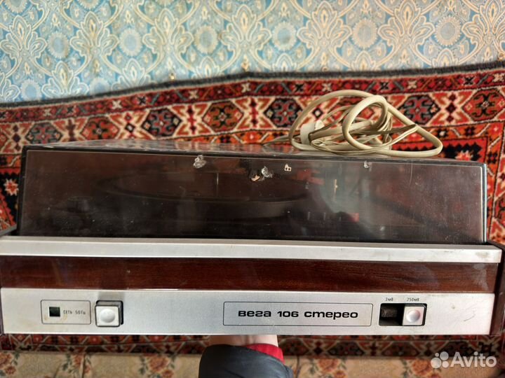 Проигрователь пластинок СССР вега 106 стерео