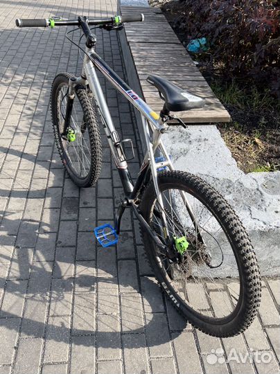 Велосипед GT Agressor 1.0