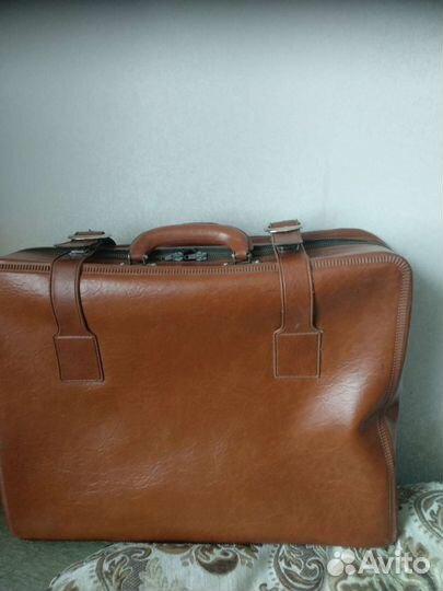 Кожаный чемодан СССР