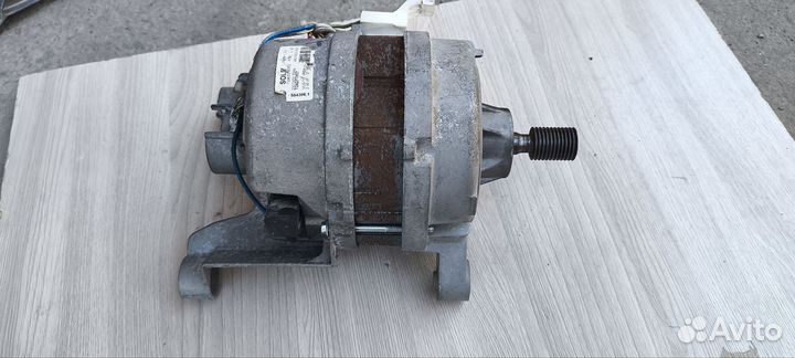 Мотор Zanussi Electrolux Aeg