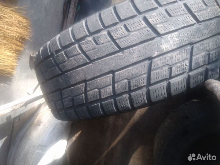 Maxxis ArcticTrekker NP3 195/60 R15 95V