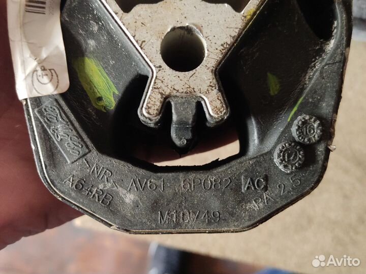 Опора кпп ford focus 3