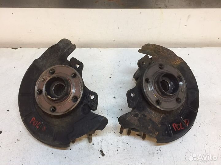 Кулак поворотный vw polo