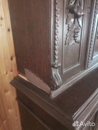 Старинный буфет