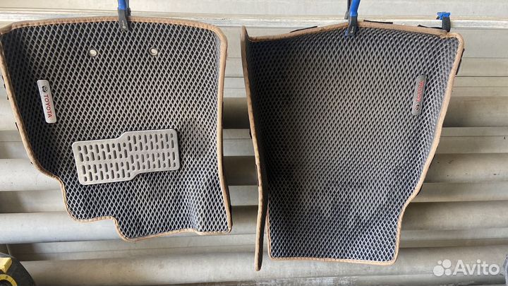 Автомобильные коврики eva