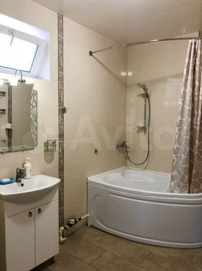 Дом 121 м² на участке 1 сот.