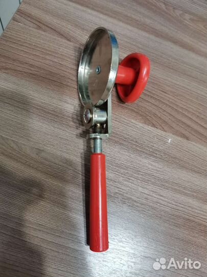 Закаточная машинка