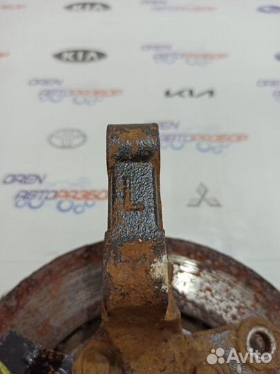 Кулак поворотный передний левый Kia Ceed Jd