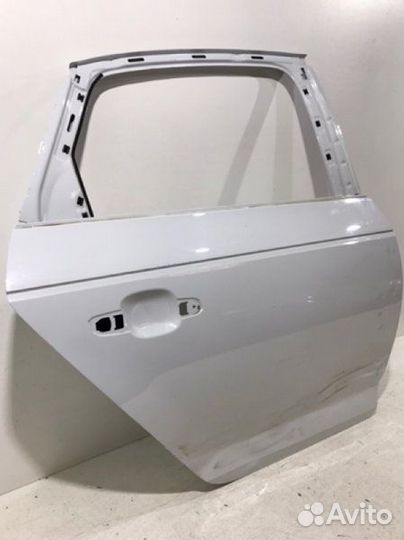 Дверь задняя правая Audi A4 B9 2015