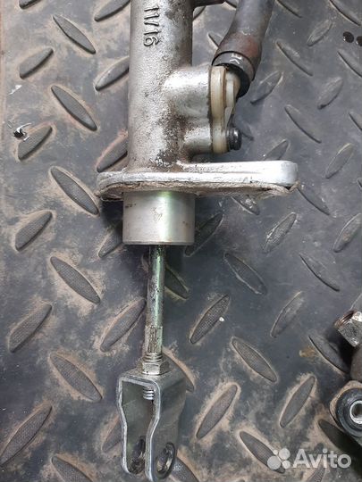 Главный цилиндр сцепления ssang yong actyon 2011