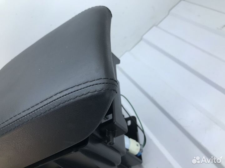 Подлокотник Mazda 6 GJ