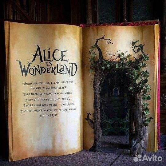 Фотозона Книга