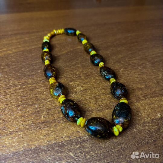 Бусы из янтаря