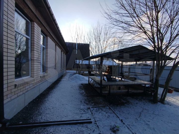 Дом 203 м² на участке 10 сот.