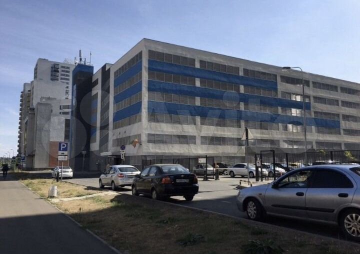 Машиноместо, 15 м²