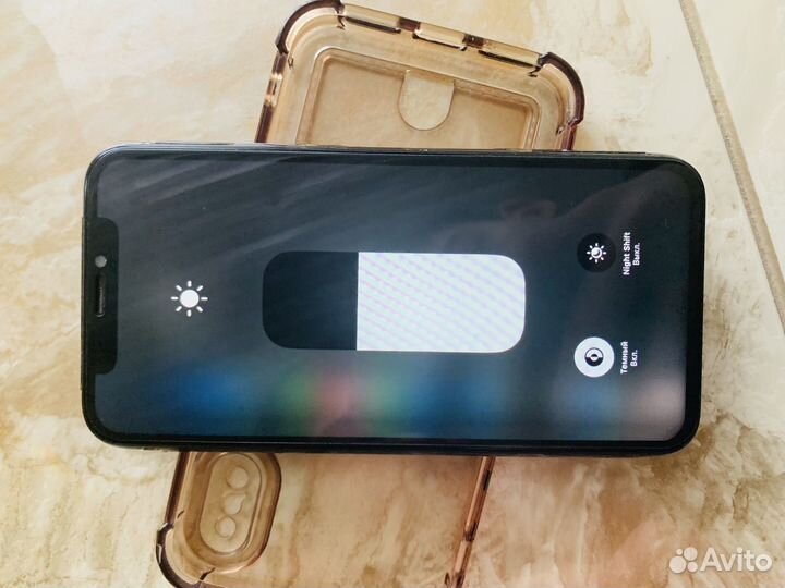 iPhone X, 64 ГБ