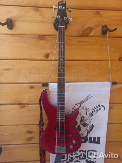 Бас гитара homage