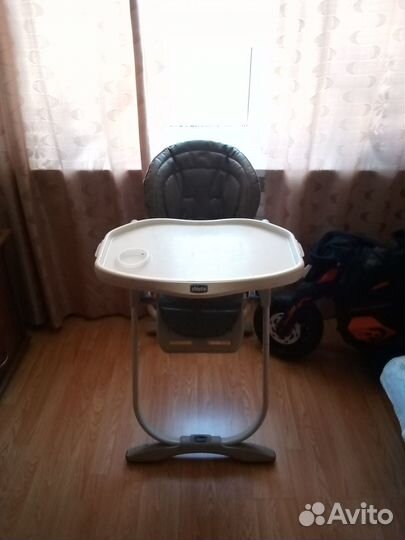 Детский стульчик для кормления chicco