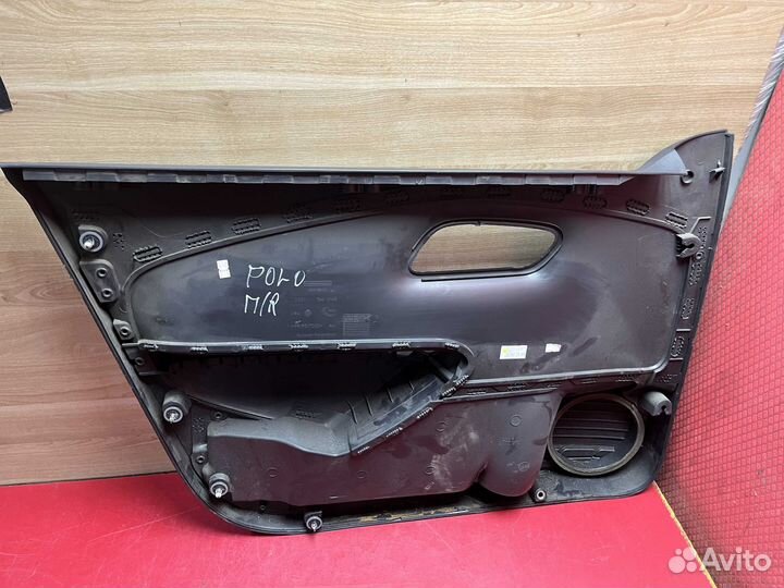 Обшивка двери передней Volkswagen Polo (6R1 Sed RU