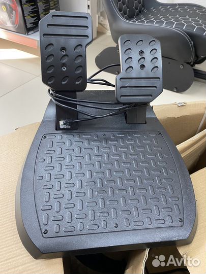 Руль игровой Thrustmaster T80 Ferrari 488 GTB