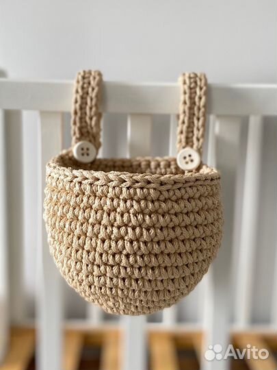 Вязаные подвесные корзинки