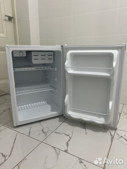 Мини-холодильник