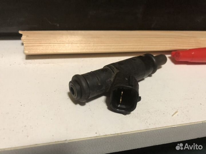 Форсунка топливная Ауди А4 В7