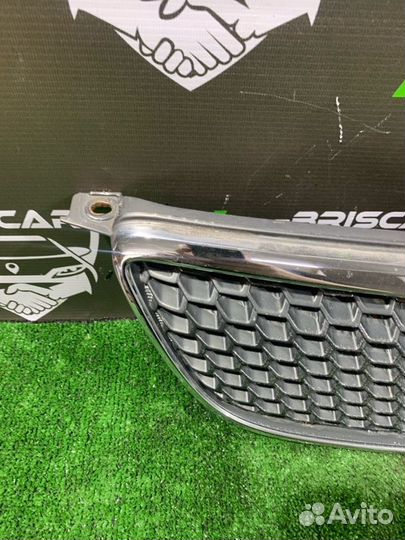 Решетка радиатора Toyota Corolla Fielder ZZE123