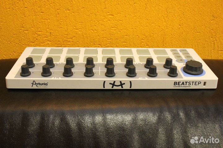 Arturia Beatstep midi CV/Gate Controller