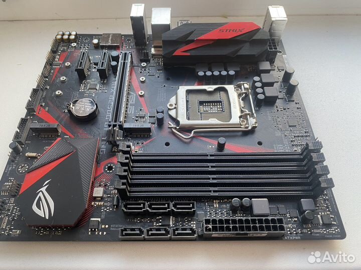 Материнская плата asus ROG strix B250G-gaming