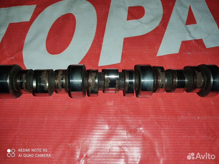 Распредвал Митсубиси Каризма