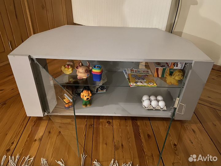 Подставка под телевизор