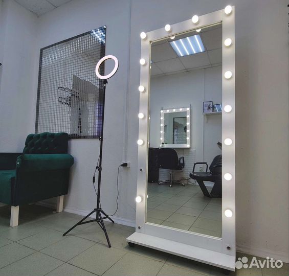 Гримёрное зеркало ростовое