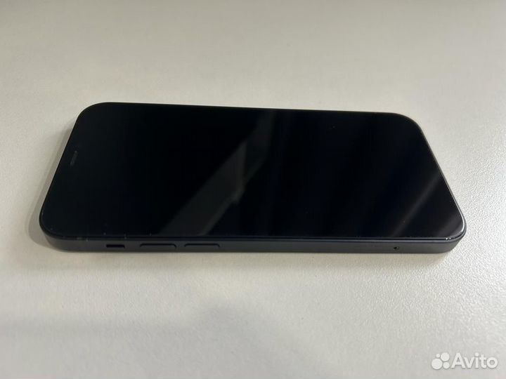 iPhone 12 64GB Black